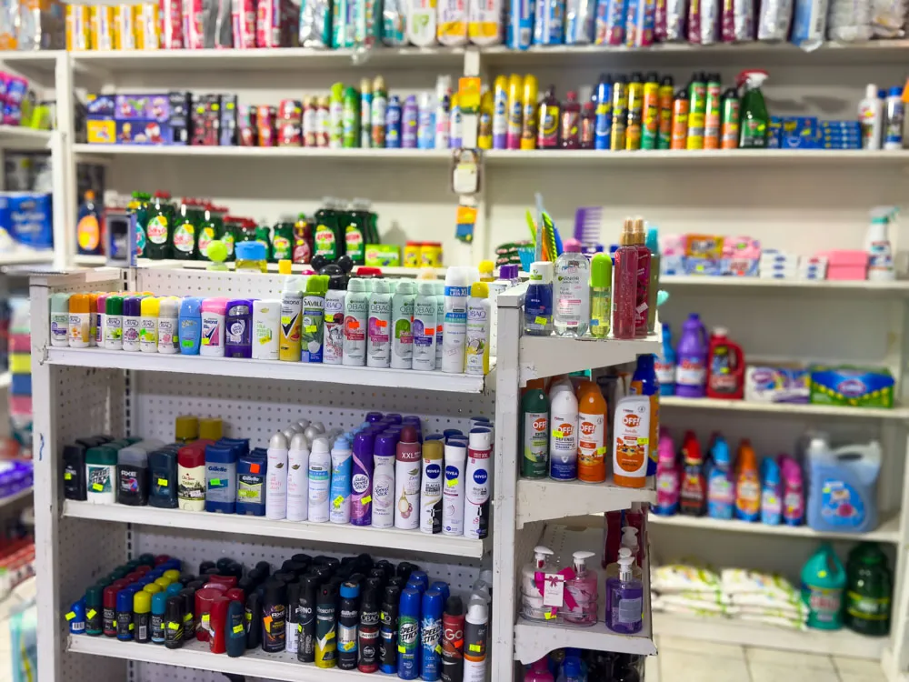 Sección de Limpieza y Hogar en Miscelanea Angelica